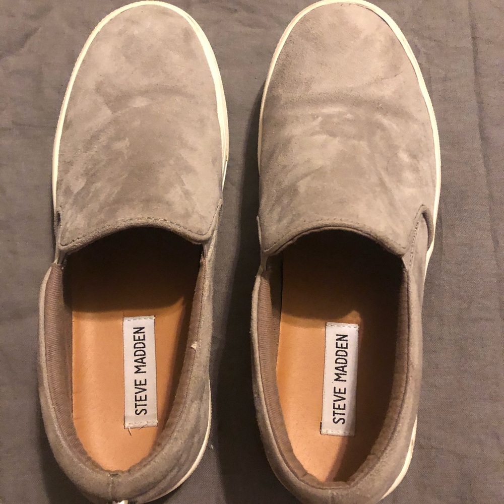 Steve Madden slip ons